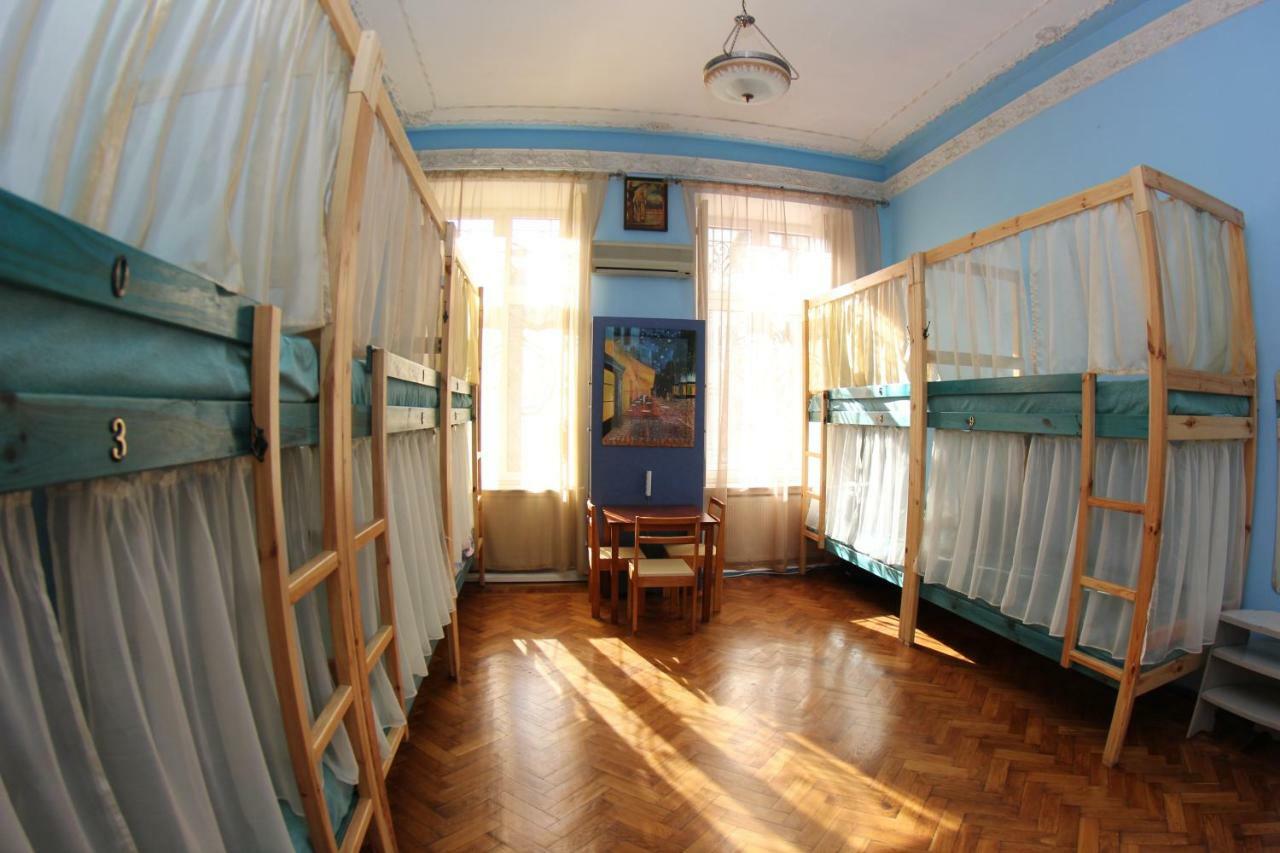 Orpheus Hostel And Apartments Одеса Екстериор снимка